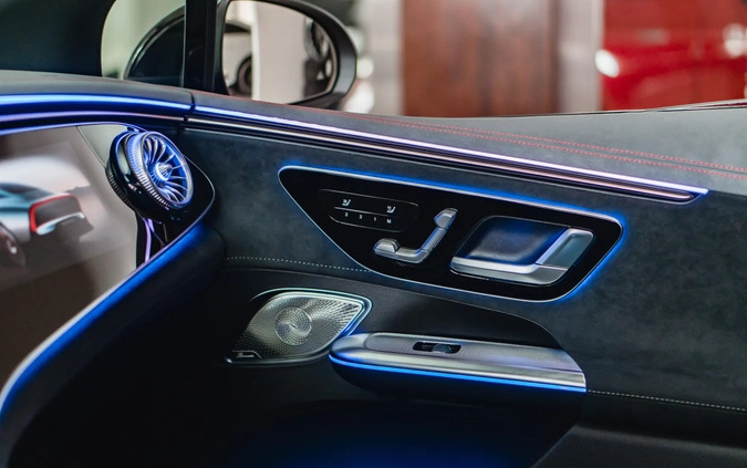 Mercedes-Benz EQE cena 563500 przebieg: 10000, rok produkcji 2023 z Lubycza Królewska małe 254